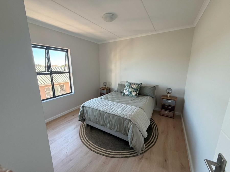 2 Bedroom Property for Sale in Table View Western Cape